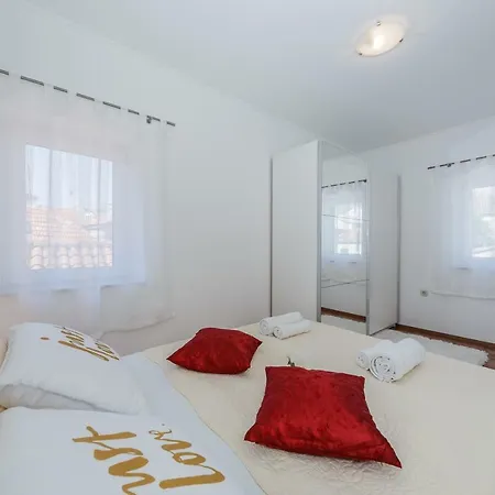 Castle Cippico Apartment